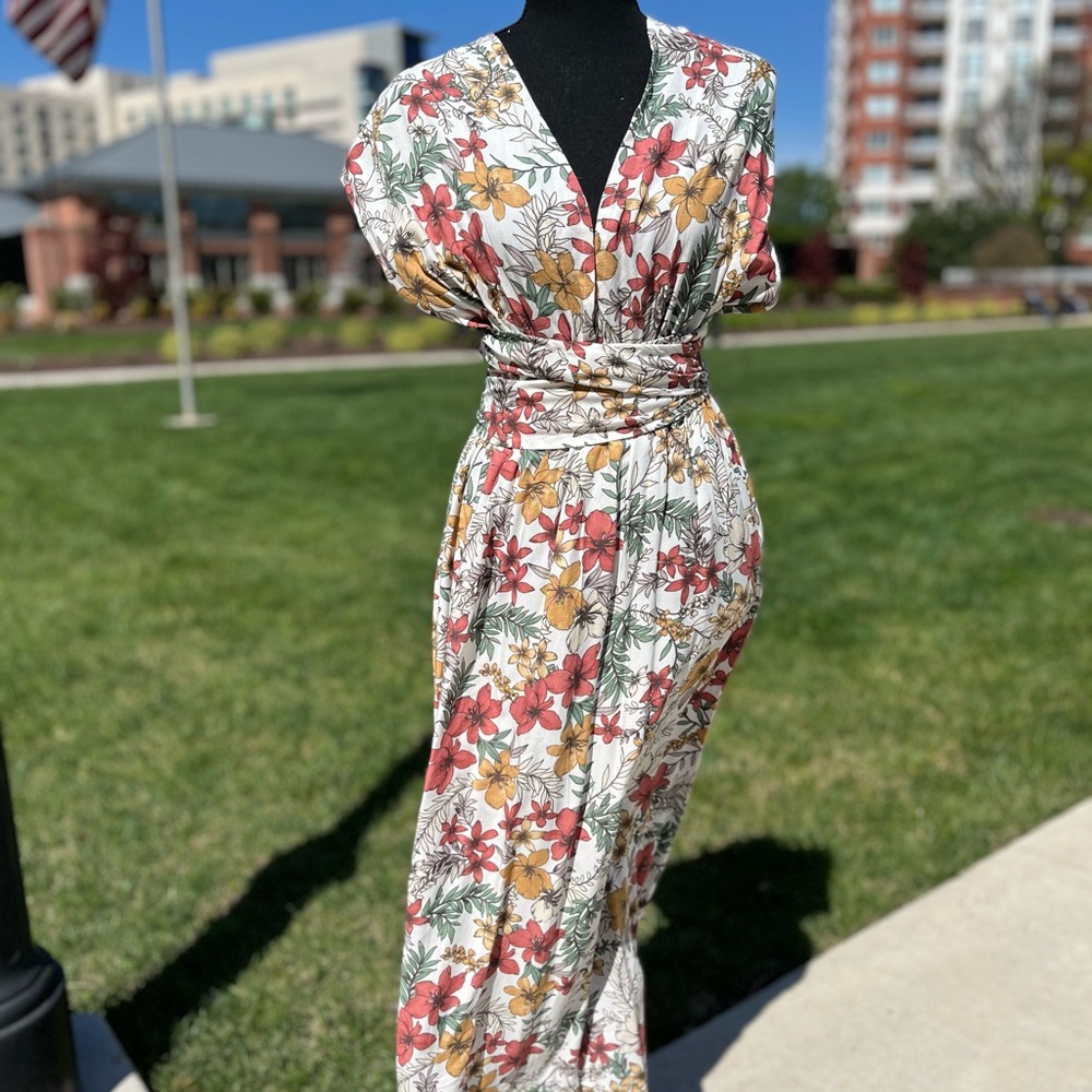 NEW - ONE SIZE fits most! Convertible dress, wear in many ways!